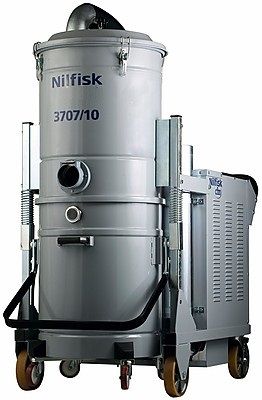 картинка Промышленный пылесос Nilfisk 3707/10 картинка Промышленный пылесос Nilfisk 3707/10