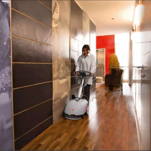 картинка Поломоечная машина Comac Vispa 35 E фото 8 картинка Поломоечная машина Comac Vispa 35 E фото 8