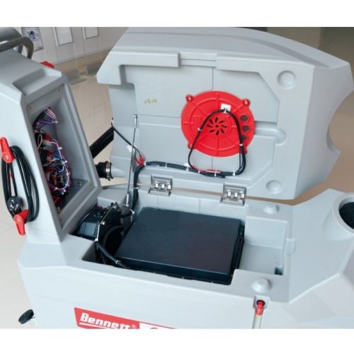 картинка Поломоечная машина Bennett Clever C660BT (Li 100 Ач) фото 9 картинка Поломоечная машина Bennett Clever C660BT (Li 100 Ач) фото 9