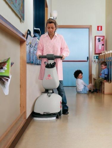 картинка Поломоечная машина Comac Vispa 35 B фото 7 картинка Поломоечная машина Comac Vispa 35 B фото 7