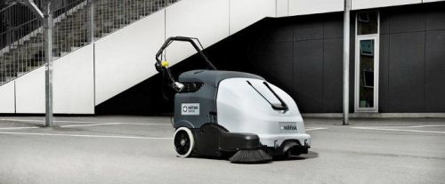 картинка Подметальная машина Nilfisk SW 900 B фото 2 картинка Подметальная машина Nilfisk SW 900 B фото 2