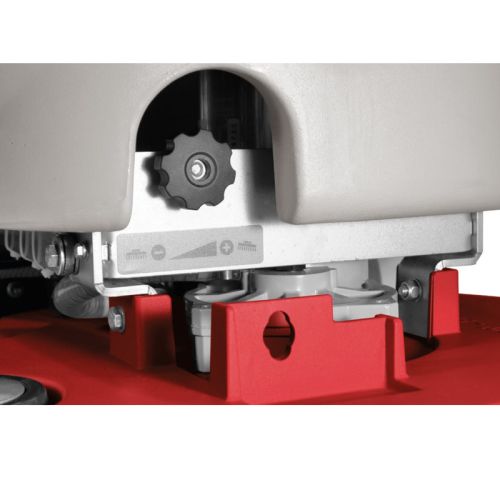 картинка Поломоечная машина Comac Agila 50/50 BT фото 13 картинка Поломоечная машина Comac Agila 50/50 BT фото 13