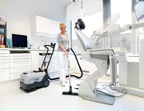 картинка Поломоечная машина Nilfisk CA 331 фото 8 картинка Поломоечная машина Nilfisk CA 331 фото 8