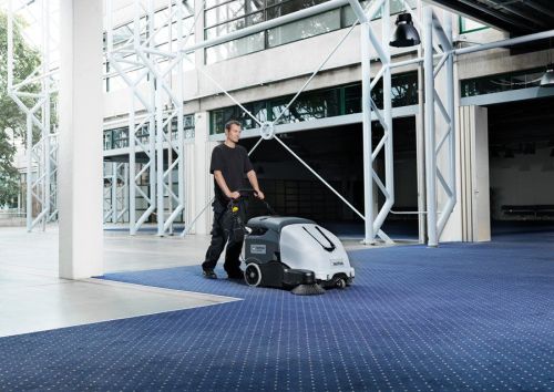 картинка Подметальная машина Nilfisk SW 900 B фото 4 картинка Подметальная машина Nilfisk SW 900 B фото 4